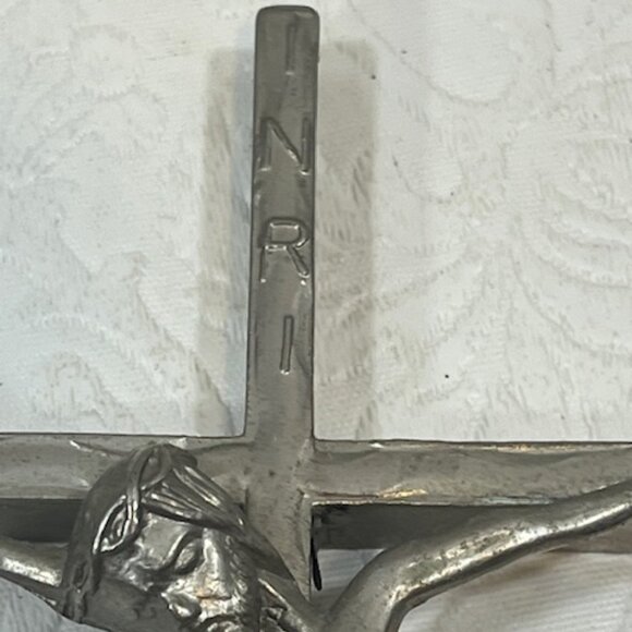 VTG Silver Tone Metal Jesus on Cross Crucifix Wall Hanging Religious 7.75"x4.5" - Picture 12 of 16